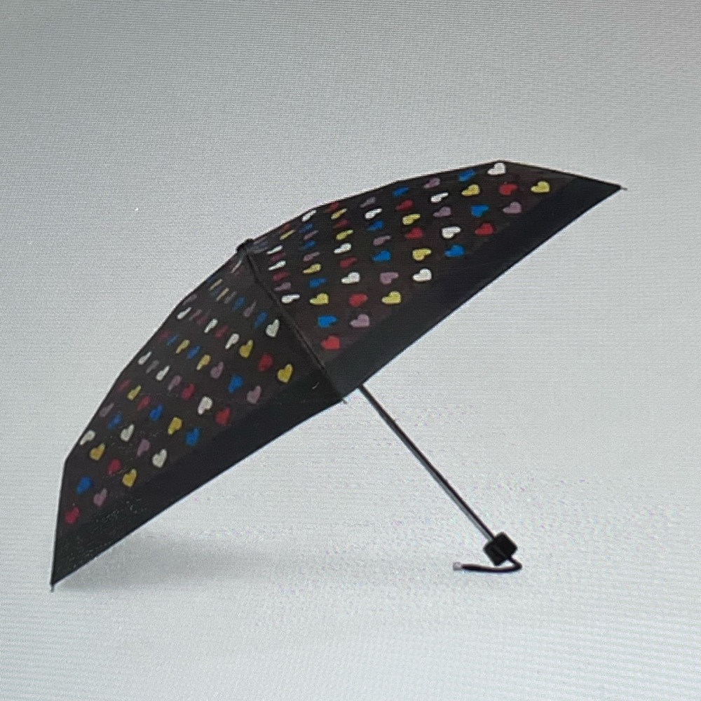 ☔️🌂☔️ COACH UMBRELLA IN SIGNATURE HEART PRINT ☔️🌂☔️ NWT ☔️🌂☔️ - Picture 5 of 16